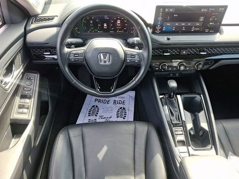 Used 2023 Honda Accord EX-L image 12