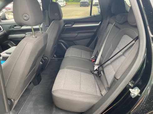 Used 2025 GMC Terrain Elevation AWD/4WD image 8
