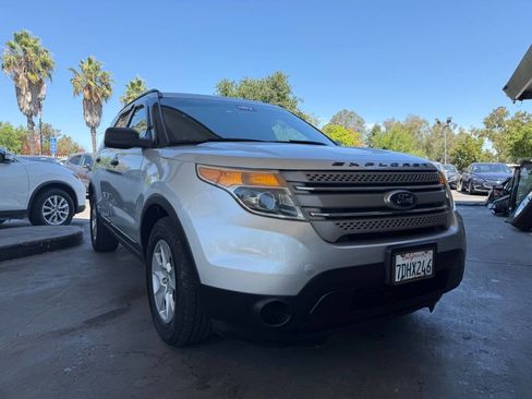 Used 2014 Ford Explorer FWD image 4