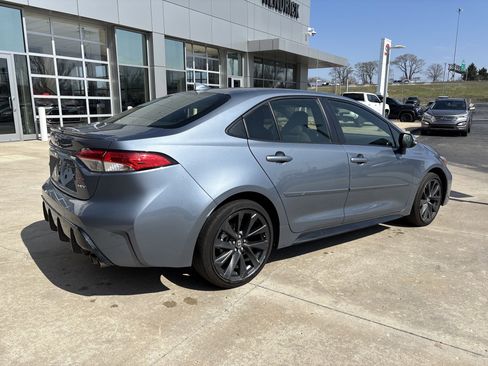 Used 2025 Toyota Corolla SE image 10