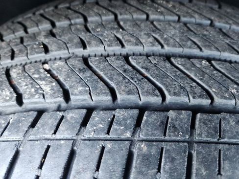 Used 2021 Chevrolet Tahoe Premier w/ Premium Package image 11