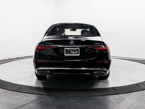 Used 2023 Mercedes-Benz Maybach S 680 4MATIC w/ Manufaktur Leather Package image 34