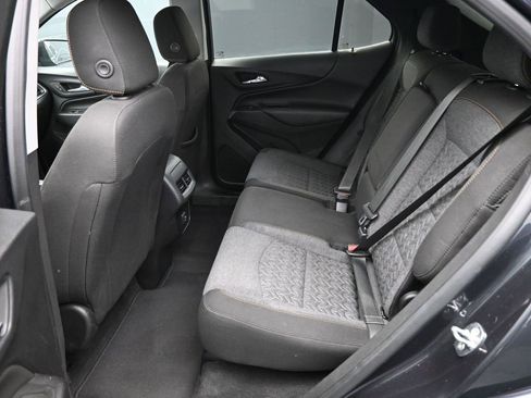 Used 2022 Chevrolet Equinox LT image 12