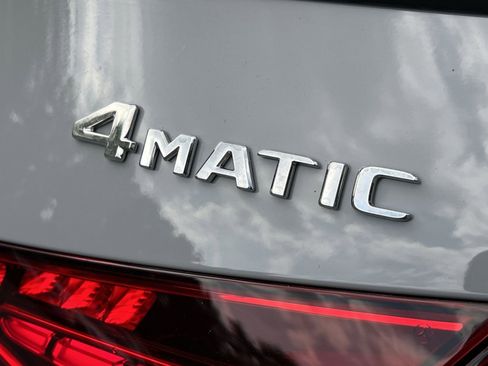 New 2025 Mercedes-Benz C 300 4MATIC Sedan image 28