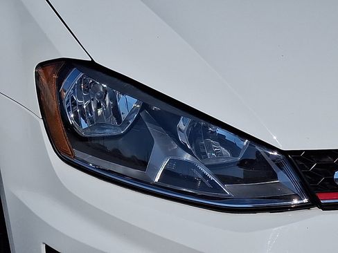 Used 2016 Volkswagen GTI S FWD image 10