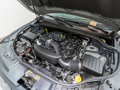 Used 2024 Dodge Durango GT image 32