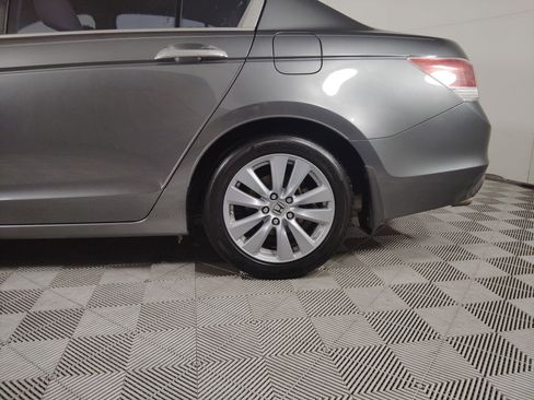 Used 2011 Honda Accord EX-L image 11
