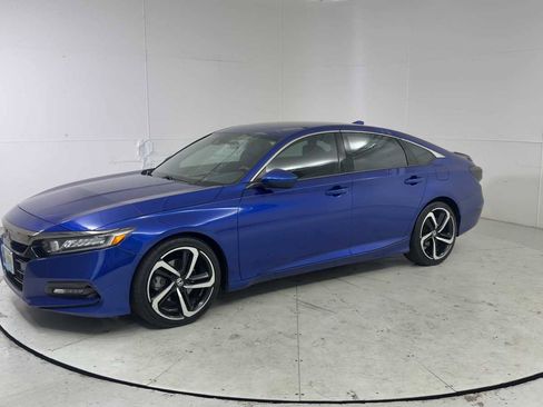 Used 2019 Honda Accord Sport image 6