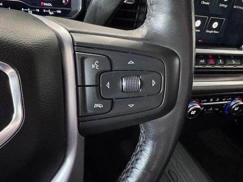 Certified 2022 GMC Sierra 1500 SLT w/ X31 Off-Road Package AWD/4WD image 17