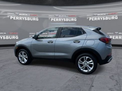 Used 2023 Buick Encore GX Preferred w/ Cold Weather Comfort Package FWD image 5