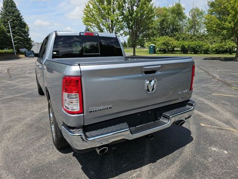 Used 2022 RAM 1500 Big Horn AWD/4WD image 3