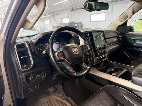 Used 2019 RAM 1500 Laramie AWD/4WD image 8