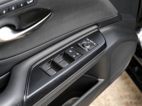 Used 2020 Lexus ES 300h w/ Premium Package FWD image 43