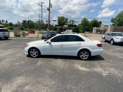 Used 2014 Mercedes-Benz E 350 4MATIC Sedan image 5