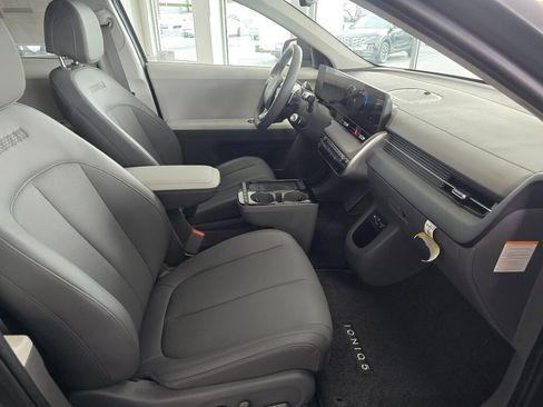 New 2025 Hyundai Ioniq 5 SEL image 30