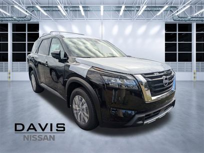 New 2025 Nissan Pathfinder SL