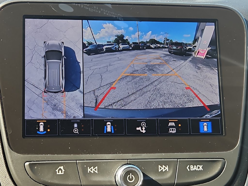 Used 2024 Chevrolet Equinox RS FWD image 23