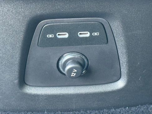 Used 2023 Audi Q4 e-tron Premium Plus image 63