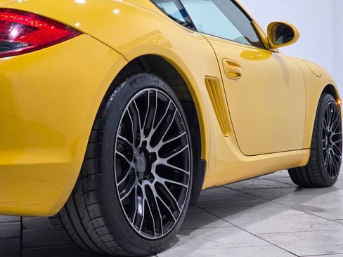 Used 2011 Porsche Cayman RWD image 17