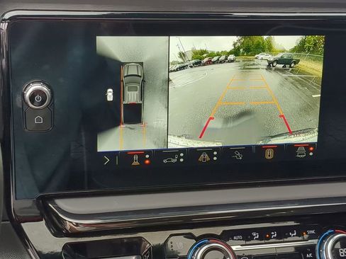 Used 2024 GMC Sierra 1500 AT4X image 26