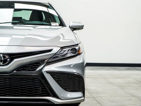 Used 2024 Toyota Camry XSE image 4