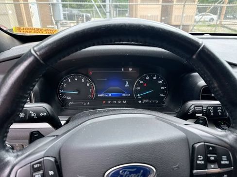 Used 2020 Ford Explorer XLT w/ Equipment Group 202A AWD/4WD image 13