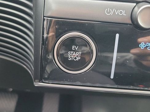 New 2026 Hyundai Ioniq 5 SEL RWD image 11