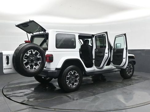 New 2026 Jeep Wrangler Unlimited Sahara AWD/4WD image 44
