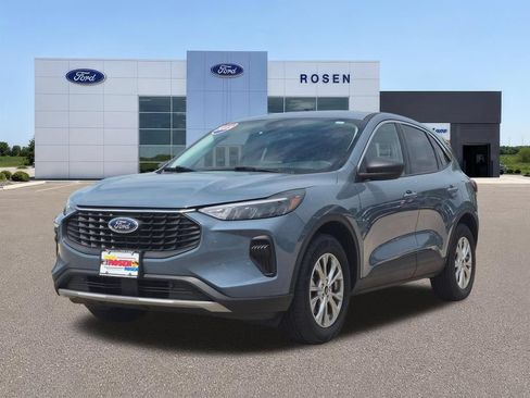 Used 2023 Ford Escape Active AWD/4WD image 7