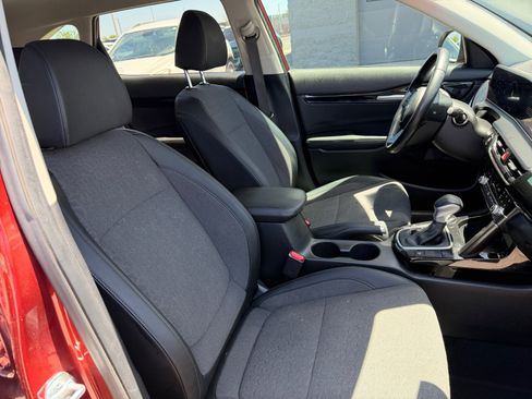 Used 2024 Kia Seltos S FWD image 30