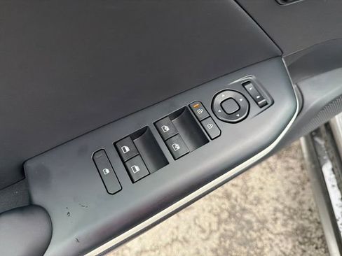 New 2026 Kia K4 GT-Line FWD image 17