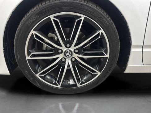 Used 2019 Toyota Avalon XSE w/ Carpet Mat Package FWD image 26
