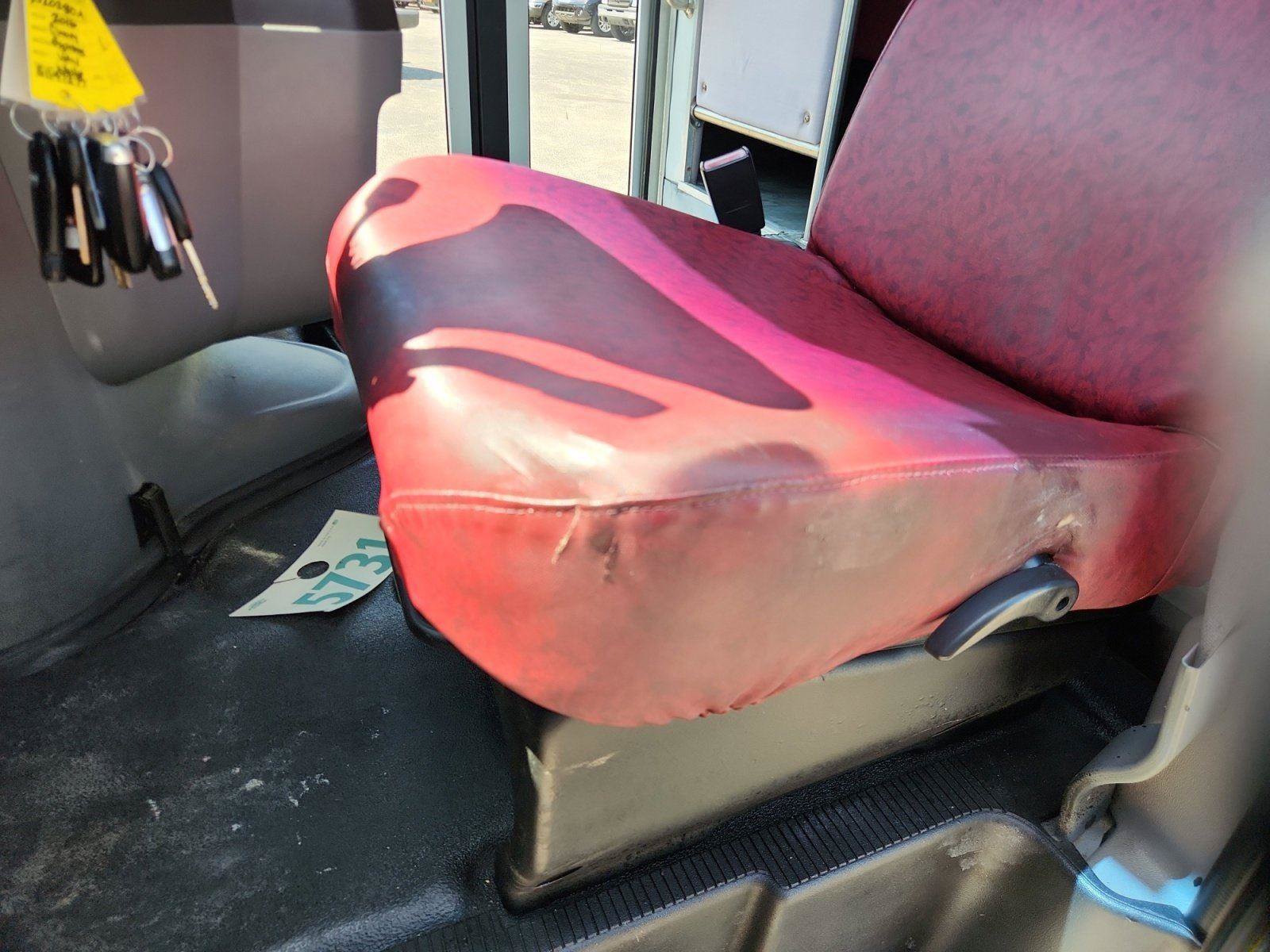 Used 2009 Ford E-450 and Econoline 450 RWD image 16