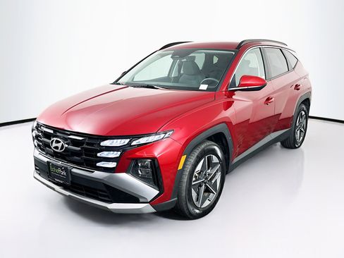 Used 2025 Hyundai Tucson SEL image 3
