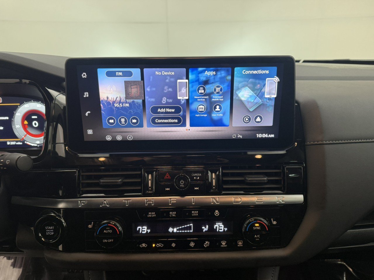 Used 2026 Nissan Pathfinder SL AWD/4WD image 19
