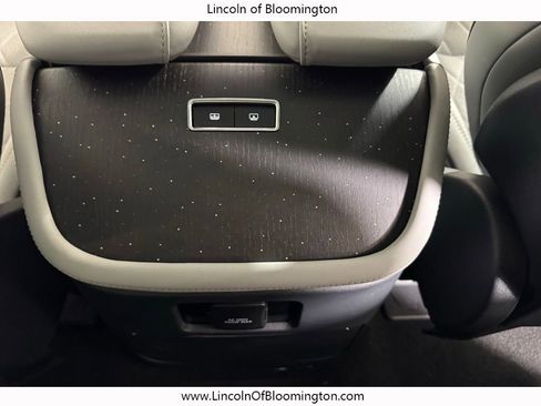 Used 2025 Lincoln Navigator L Black Label image 25