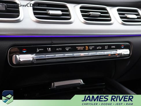 Used 2025 Mercedes-Benz GLE 350 4MATIC image 38