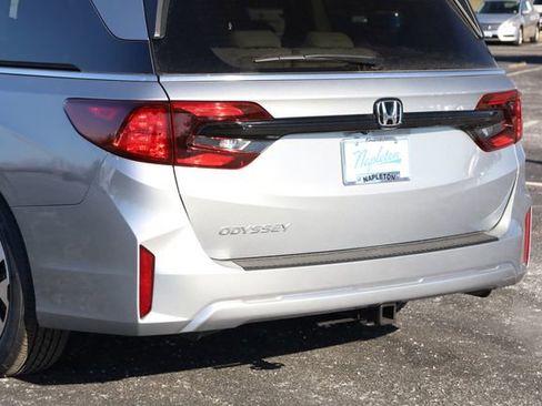 New 2026 Honda Odyssey EX-L image 7