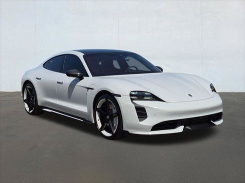 Used 2020 Porsche Taycan Turbo AWD/4WD image 3