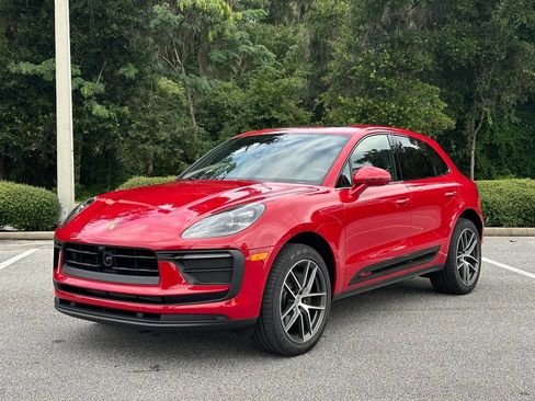 Used 2026 Porsche Macan AWD/4WD image 1