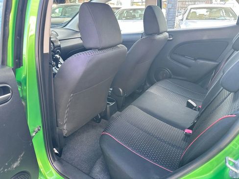 Used 2013 MAZDA MAZDA2 Touring image 38