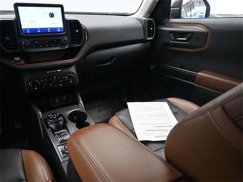 Used 2023 Ford Bronco Sport Badlands w/ Premium Package image 11