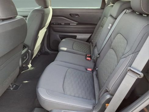 Certified 2025 Nissan Pathfinder SV AWD/4WD image 14