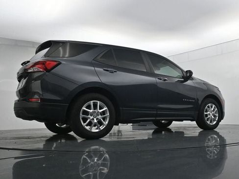 Used 2022 Chevrolet Equinox LS w/ LS Convenience Package FWD image 42