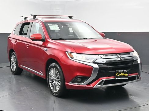 Used 2021 Mitsubishi Outlander SEL image 3