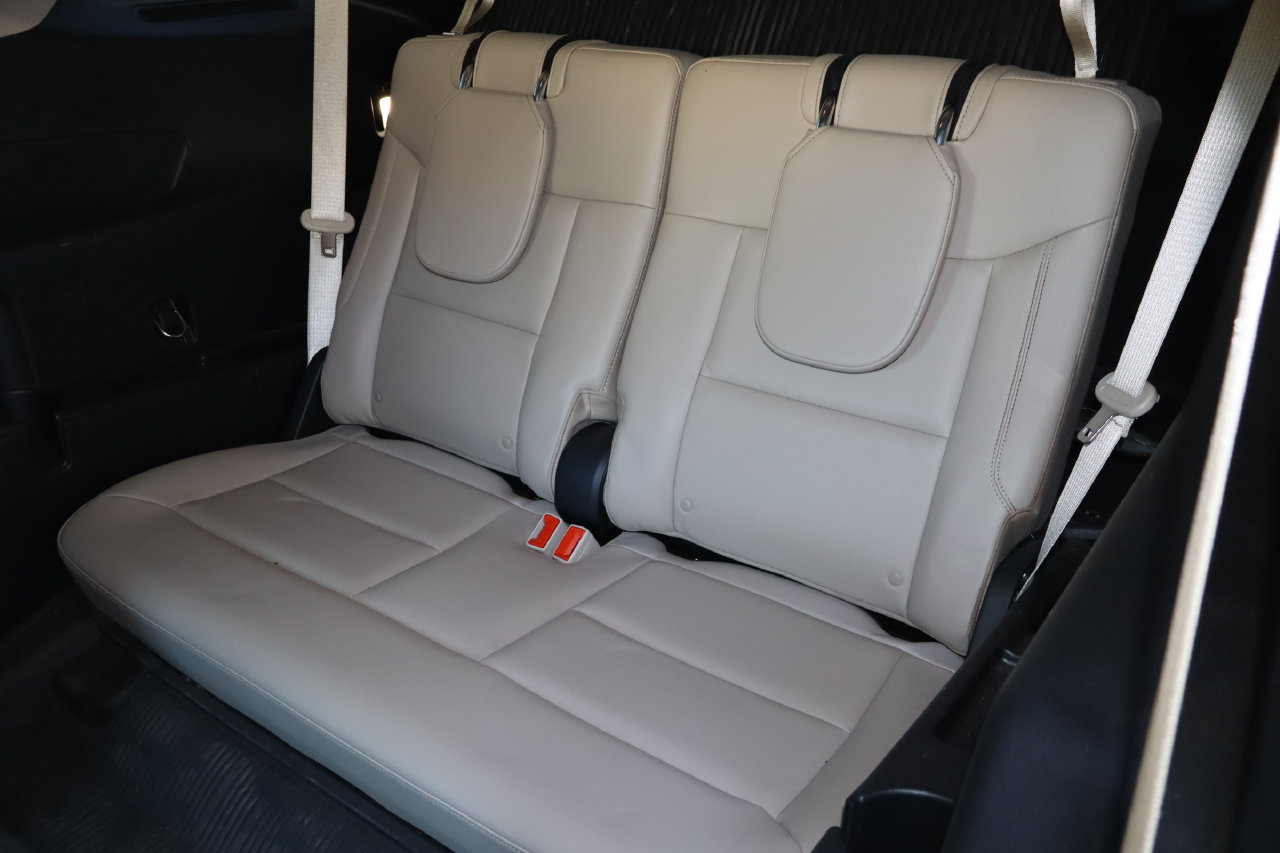 Used 2020 Ford Explorer Limited RWD image 7