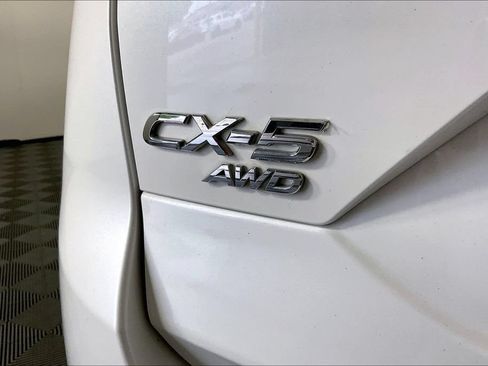 Used 2017 MAZDA CX-5 Touring w/ Preferred Equipment Package AWD/4WD image 40