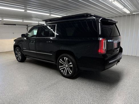 Used 2017 GMC Yukon XL Denali w/ Open Road Package AWD/4WD image 5