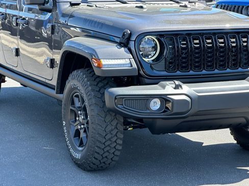 New 2026 Jeep Gladiator Willys image 10