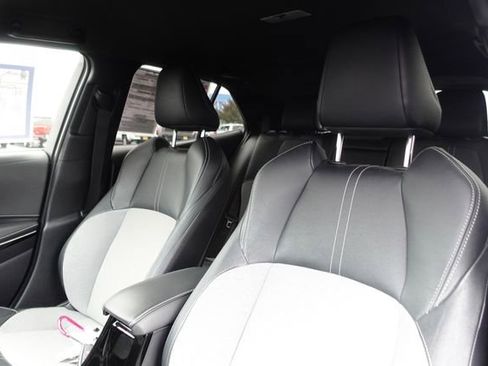 Used 2019 Toyota Corolla XSE image 23